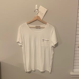 Chico's White Short Sleeve Tee with Pocket